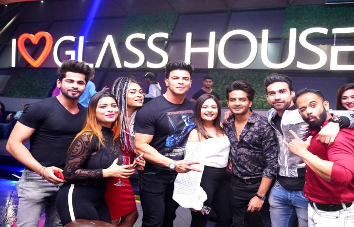 Glass House Lounge - Malad Photos -Amenities